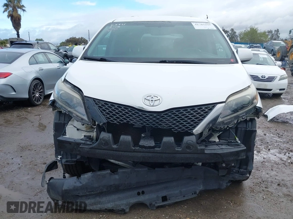 2017 Toyota Sienna SE with VIN 5TDXZ3DCXHS770659, listed as a IAAI auction lot 41785225 with 90,908 mi miles and . Bid and sale history available at DreamBid. Image 13.
