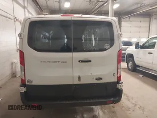 2018 Ford Transit с VIN 1FTYR1ZM6JKA46796, выставлен на аукционе IAAI как лот 42178567 с пробегом 61 821 миль миль и . История ставок и продаж доступна на DreamBid. Изображение 16.