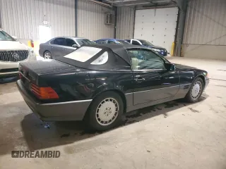 1992 Mercedes-Benz 500 z VIN WDBFA66E5NF040865, wystawiony jako Copart lot #57905205 z przebiegiem 95 158 mil mil oraz Tytuł czysty. Historia ofert i sprzedaży dostępna na DreamBid. Obrazek 3.
