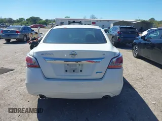 2014 Nissan Altima 2.5 S with VIN 1N4AL3AP6EN365081, listed as a IAAI auction lot 41770478 with 188,852 mi miles. Bid and sale history available at carsss.com. Image 16.