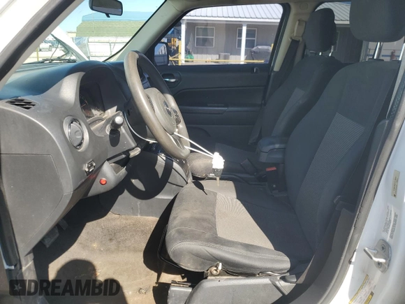 2014 Jeep Patriot Sport with VIN 1C4NJRBB7ED728808, listed as a Copart auction lot 51822075 with 187,771 mi miles and Salvage Title. Bid and sale history available at DreamBid. Image 7.