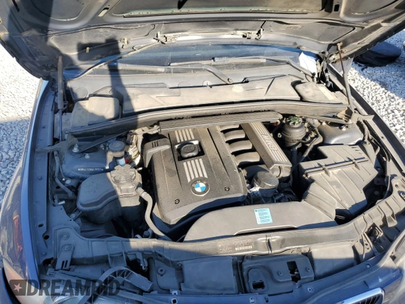 2010 BMW 1 Series 128i with VIN WBAUL7C5XAVJ78363, listed as a Copart auction lot 58774774 with 206,569 mi miles and Clean title. Bid and sale history available at DreamBid. Image 11.