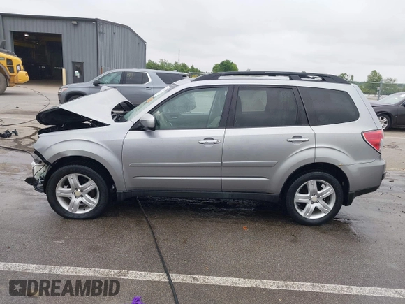 2010 Subaru Forester X Premium with VIN JF2SH6CC0AH914151, listed as a IAAI auction lot 42357389 with 231,066 mi miles and . Bid and sale history available at DreamBid. Image 15.