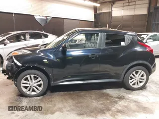 2013 Nissan Juke SL z VIN JN8AF5MV0DT215912, wystawiony jako IAAI lot #42281543 z przebiegiem 154 119 mil mil oraz . Historia ofert i sprzedaży dostępna na DreamBid. Obrazek 15.