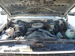 1990 Chevrolet Suburban with VIN 1GNER16K4LF170705, listed as a Copart auction lot 75886154 with 223,077 mi miles and Clean Title. Bid and sale history available at carsss.com. Image 11.