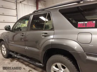 2006 Toyota 4Runner SR5 with VIN JTEBU14RX68061714, listed as a IAAI auction lot 41430786 with 206,629 mi miles. Bid and sale history available at carsss.com. Image 15.