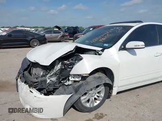 2012 Nissan Altima 2.5 with VIN 1N4AL2AP5CN562797, listed as a IAAI auction lot 42057921 with 89,414 mi miles and . Bid and sale history available at DreamBid. Image 6.