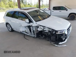 2018 Audi Q7 Premium Plus z VIN WA1LAAF77JD018455, wystawiony jako IAAI lot #42385502 z przebiegiem 98 353 mil mil oraz . Historia ofert i sprzedaży dostępna na DreamBid. Obrazek 1.