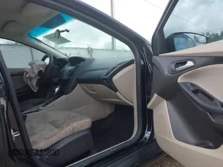 2017 Ford Focus SE with VIN 1FADP3K21HL259562, listed as a IAAI auction lot 41938455 with 196,098 mi miles and . Bid and sale history available at carsss.com. Image 5.