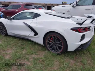 2024 Chevrolet Corvette 1LT z VIN 1G1YA2D44R5107537, wystawiony jako IAAI lot #41969506 z przebiegiem 8325 mil mil oraz . Historia ofert i sprzedaży dostępna na DreamBid. Obrazek 3.