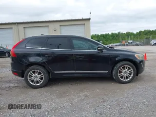 2015 Volvo XC60 T5 Drive-E Platinum with VIN YV440MDD5F2592866, listed as a IAAI auction lot 42544779 with 204,967 mi miles and . Bid and sale history available at DreamBid. Image 13.