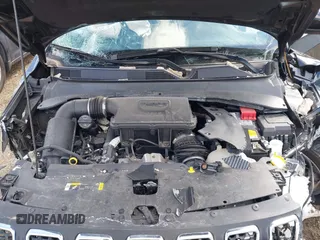 2023 Jeep Compass Latitude with VIN 3C4NJDBN9PT514039, listed as a IAAI auction lot 41852124 with 28,685 mi miles and . Bid and sale history available at DreamBid. Image 10.
