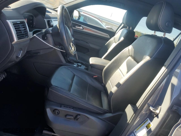 2021 Volkswagen Atlas Cross Sport 3.6L V6 SEL with VIN 1V2SE2CAXMC235406, listed as a Copart auction lot 80754164 with 31,527 mi miles and Salvage Title. Bid and sale history available at carsss.com. Image 7.