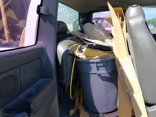 2005 Chevrolet Silverado 1500 LS with VIN 2GCEC19V351168700, listed as a IAAI auction lot 42018925 with 229,386 mi miles. Bid and sale history available at carsss.com. Image 8.