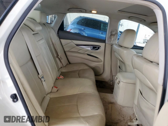 2015 Infiniti Q70 z VIN JN1BY1AP9FM541605, wystawiony jako Copart lot #59394525 z przebiegiem 164 327 mil mil oraz Szkoda całkowita • Salvage title. Historia ofert i sprzedaży dostępna na DreamBid. Obrazek 10.