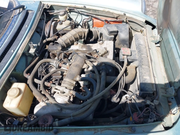 1983 Alfa Romeo Spider Veloce z VIN ZARBA5411D1016042, wystawiony jako IAAI lot #42214912 z przebiegiem 51 581 mil mil oraz . Historia ofert i sprzedaży dostępna na DreamBid. Obrazek 10.