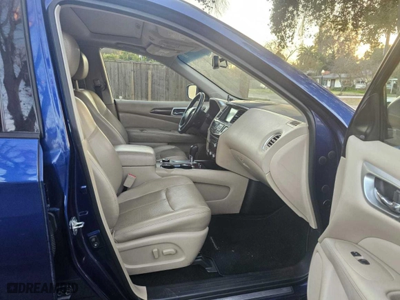 2018 Nissan Pathfinder SL with VIN 5N1DR2MM2JC678566, listed as a Copart auction lot 43118545 with 301,039 mi miles and Clean Title. Bid and sale history available at carsss.com. Image 5.