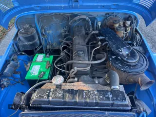1974 Toyota Land Cruiser z VIN FJ40166015, wystawiony jako Copart lot #53980365 z przebiegiem 239 mil mil oraz Czysty tytuł • Clean title. Historia ofert i sprzedaży dostępna na DreamBid. Obrazek 7.