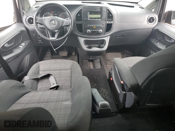 2017 Mercedes-Benz Metris Passenger z VIN WD4PG2EE8H3322704, wystawiony jako Copart lot #71613624 z przebiegiem 40 429 mil mil oraz Szkoda całkowita • Salvage title. Historia ofert i sprzedaży dostępna na DreamBid. Obrazek 8.
