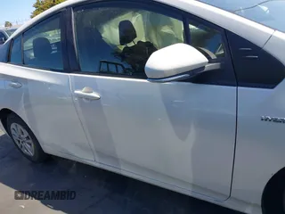 2018 Toyota Prius Two with VIN JTDKBRFU7J3063887, listed as a IAAI auction lot 41938978 with 220,771 mi miles. Bid and sale history available at carsss.com. Image 13.