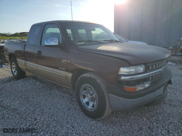 1999 Chevrolet Silverado 1500 LS with VIN 1GCEC19V4XZ162382, listed as a Copart auction lot 42801815 with 145,327 mi miles and Salvage Title. Bid and sale history available at carsss.com. Image 4.