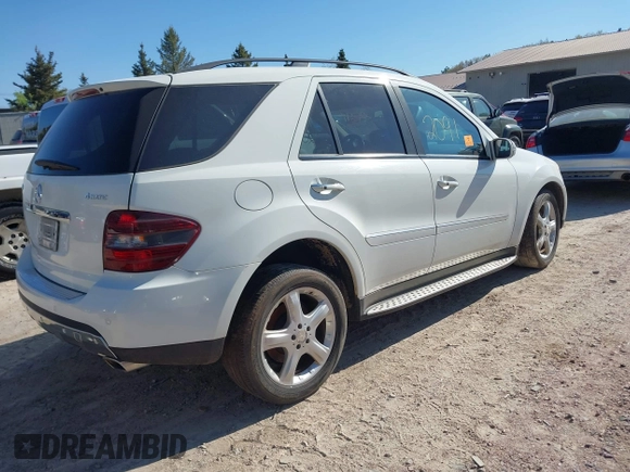 2008 Mercedes-Benz M 350 with VIN 4JGBB86E88A323377, listed as a IAAI auction lot 42212091 with Not Provided miles and . Bid and sale history available at DreamBid. Image 4.