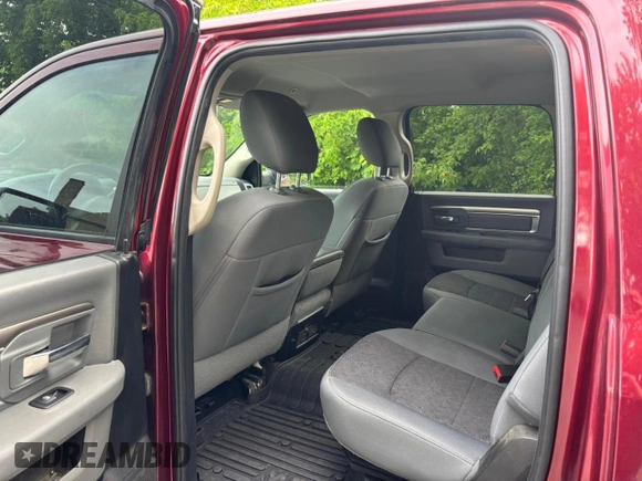 2018 Ram 1500 Outdoorsman z VIN 1C6RR7TT6JS186572, wystawiony jako Copart lot #65097315 z przebiegiem 190 338 mil mil oraz Czysty tytuł • Clean title. Historia ofert i sprzedaży dostępna na DreamBid. Obrazek 6.