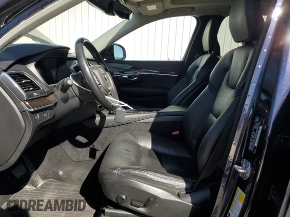 2019 Volvo XC90 Momentum with VIN YV4102PK8K1485926, listed as a Copart auction lot 74306274 with 67,045 mi miles and Salvage Title. Bid and sale history available at carsss.com. Image 7.