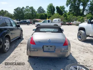 2008 Nissan 350Z Touring with VIN JN1BZ36A78M851719, listed as a IAAI auction lot 42181525 with 129,884 mi miles. Bid and sale history available at carsss.com. Image 15.