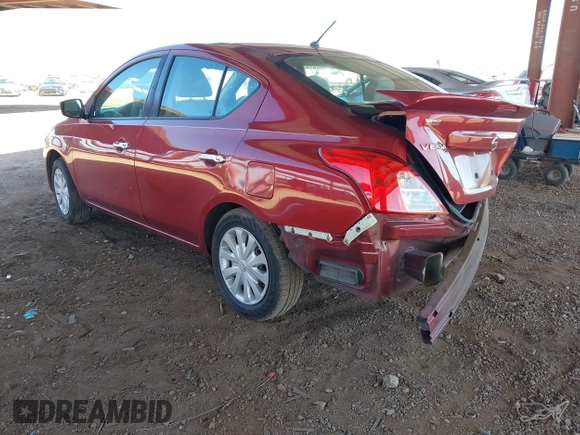 2016 Nissan Versa SV z VIN 3N1CN7AP0GL803653, wystawiony jako IAAI lot #41831764 z przebiegiem 109 149 mil mil oraz . Historia ofert i sprzedaży dostępna na DreamBid. Obrazek 3.