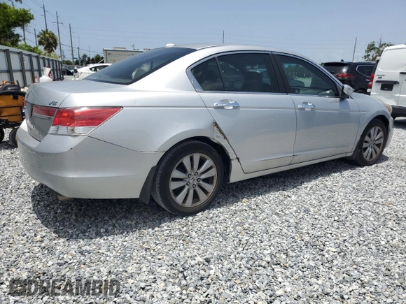 2011 Honda Accord EX-L z VIN 1HGCP3F84BA018491, wystawiony jako Copart lot #60306505 z przebiegiem 125 807 mil mil oraz Czysty tytuł • Clean title. Historia ofert i sprzedaży dostępna na DreamBid. Obrazek 3.