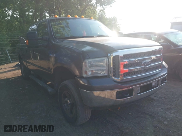 2005 Ford F-250 XL с VIN 1FTSW21PX5EC94046, выставлен на аукционе IAAI как лот 42447824 с пробегом 218 587 миль миль и . История ставок и продаж доступна на DreamBid. Изображение 1.