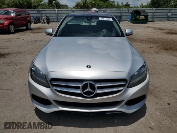 2018 Mercedes-Benz C 300 z VIN WDDWF4KB8JR346072, wystawiony jako Copart lot #59077565 z przebiegiem 88 995 mil mil oraz Nie do naprawy • Non repairable. Historia ofert i sprzedaży dostępna na DreamBid. Obrazek 5.