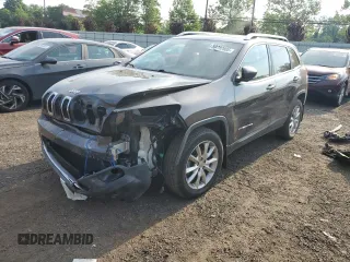 2015 Jeep Cherokee Limited z VIN 1C4PJMDS5FW717370, wystawiony jako Copart lot #59782805 z przebiegiem 245 610 mil mil oraz Czysty tytuł • Clean title. Historia ofert i sprzedaży dostępna na DreamBid. Obrazek 1.