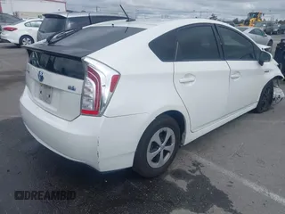 2014 Toyota Prius Four with VIN JTDKN3DU6E0370532, listed as a IAAI auction lot 41786462 with 124,069 mi miles. Bid and sale history available at carsss.com. Image 4.