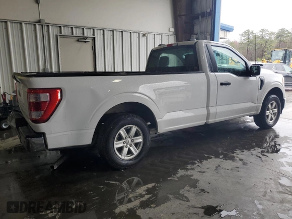 2022 Ford F-150 XL with VIN 1FTMF1CB2NKD00413, listed as a Copart auction lot 47344315 with 98,289 mi miles and Salvage Title. Bid and sale history available at carsss.com. Image 3.