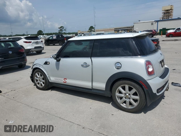 2011 MINI Hardtop S with VIN WMWSV3C53BTY25192, listed as a Copart auction lot 59100785 with Not provided miles and Salvage title. Bid and sale history available at DreamBid. Image 2.