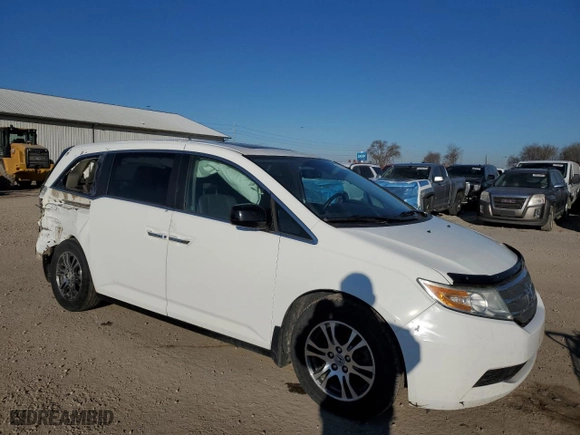 2011 Honda Odyssey EX-L with VIN 5FNRL5H69BB039923, listed as a Copart auction lot 50153435 with 182,055 mi miles and Salvage Title. Bid and sale history available at carsss.com. Image 4.