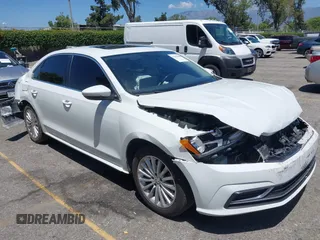 2017 Volkswagen Passat SE with VIN 1VWBT7A30HC000752, listed as a IAAI auction lot 42256500 with 180,929 mi miles and . Bid and sale history available at DreamBid. Image 1.