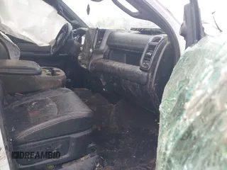 2020 Ram 2500 Power Wagon с VIN 3C6TR5EJ9LG303402, выставлен на аукционе IAAI как лот 42076510 с пробегом 48 704 миль миль и . История ставок и продаж доступна на DreamBid. Изображение 5.