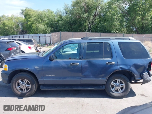 2005 Ford Explorer XLT с VIN 1FMZU63K65UA11317, выставлен на аукционе IAAI как лот 42603292 с пробегом 218 625 миль миль и . История ставок и продаж доступна на DreamBid. Изображение 14.
