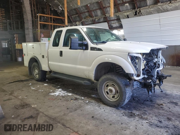 2015 Ford F-350 z VIN 1FT7X3B63FEB25843, wystawiony jako Copart lot #46791775 z przebiegiem 232 021 mil mil oraz Nie do naprawy • Non repairable. Historia ofert i sprzedaży dostępna na DreamBid. Obrazek 4.