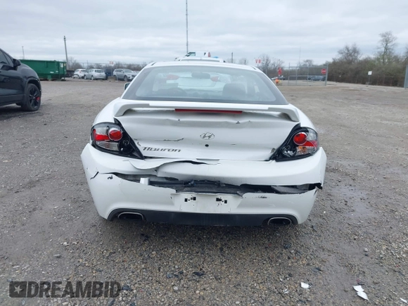 2008 Hyundai Tiburon GS z VIN KMHHM66D58U283273, wystawiony jako IAAI lot #41900097 z przebiegiem 154 013 mil mil oraz . Historia ofert i sprzedaży dostępna na DreamBid. Obrazek 17.