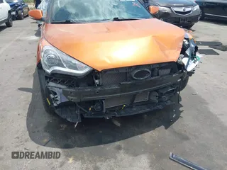 2016 Hyundai Veloster Turbo z VIN KMHTC6AE8GU302247, wystawiony jako IAAI lot #42619624 z przebiegiem 35 112 mil mil oraz . Historia ofert i sprzedaży dostępna na DreamBid. Obrazek 6.