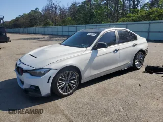 2014 BMW 3 Series 328i xDrive with VIN WBA3B5G50ENS06822, listed as a Copart auction lot 61726695 with 140,195 mi miles and Salvage title. Bid and sale history available at DreamBid. Image 1.
