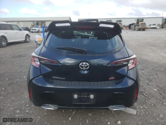 2020 Toyota Corolla Hatchback SE with VIN JTNB4RBE0L3088430, listed as a Copart auction lot 86155684 with 0 mi miles and Salvage Title. Bid and sale history available at carsss.com. Image 6.