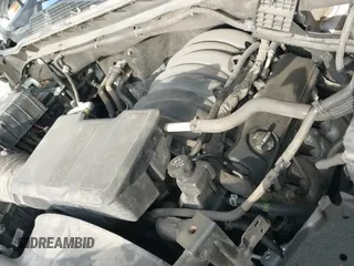 2021 Chevrolet Silverado 2500HD Work Truck z VIN 1GC1YLE76MF105939, wystawiony jako IAAI lot #42603293 z przebiegiem 102 423 mil mil oraz . Historia ofert i sprzedaży dostępna na DreamBid. Obrazek 19.