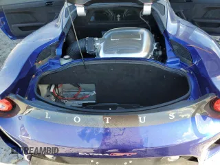 2021 Lotus Evora GT z VIN SCCLMDDN0MHA10373, wystawiony jako Copart lot #73548304 z przebiegiem 3936 mil mil oraz Szkody całkowita. Historia ofert i sprzedaży dostępna na DreamBid. Obrazek 11.