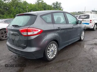 2018 Ford C-Max SE z VIN 1FADP5AU4JL100846, wystawiony jako IAAI lot #42307229 z przebiegiem 66 076 mil mil oraz . Historia ofert i sprzedaży dostępna na DreamBid. Obrazek 4.