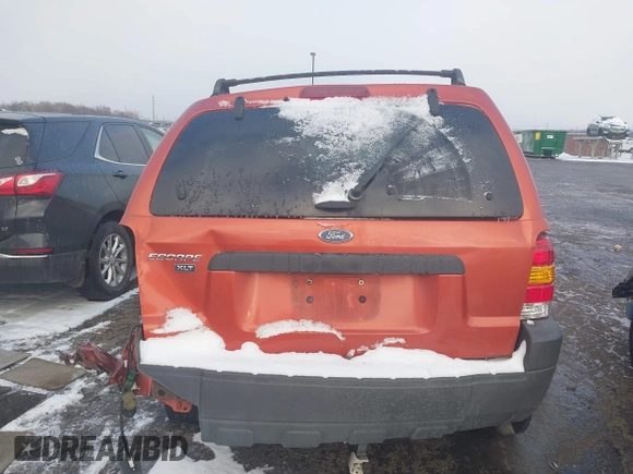 2006 Ford Escape XLT with VIN 1FMYU03Z66KD02998, listed as a IAAI auction lot 41414402 with 102,147 mi miles. Bid and sale history available at carsss.com. Image 16.